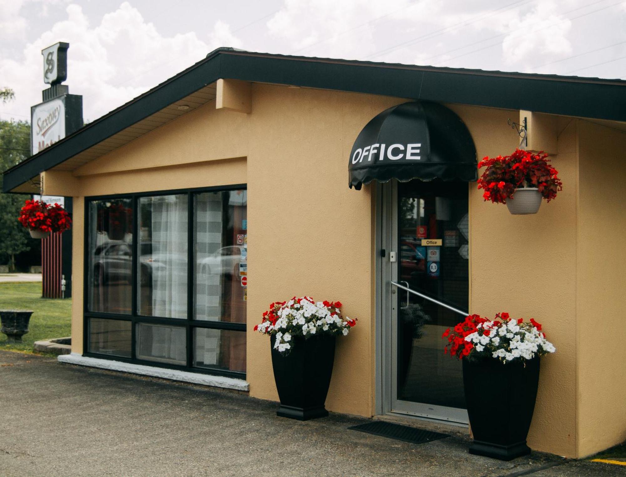 Saxony Motel Chatham-Kent Eksteriør billede